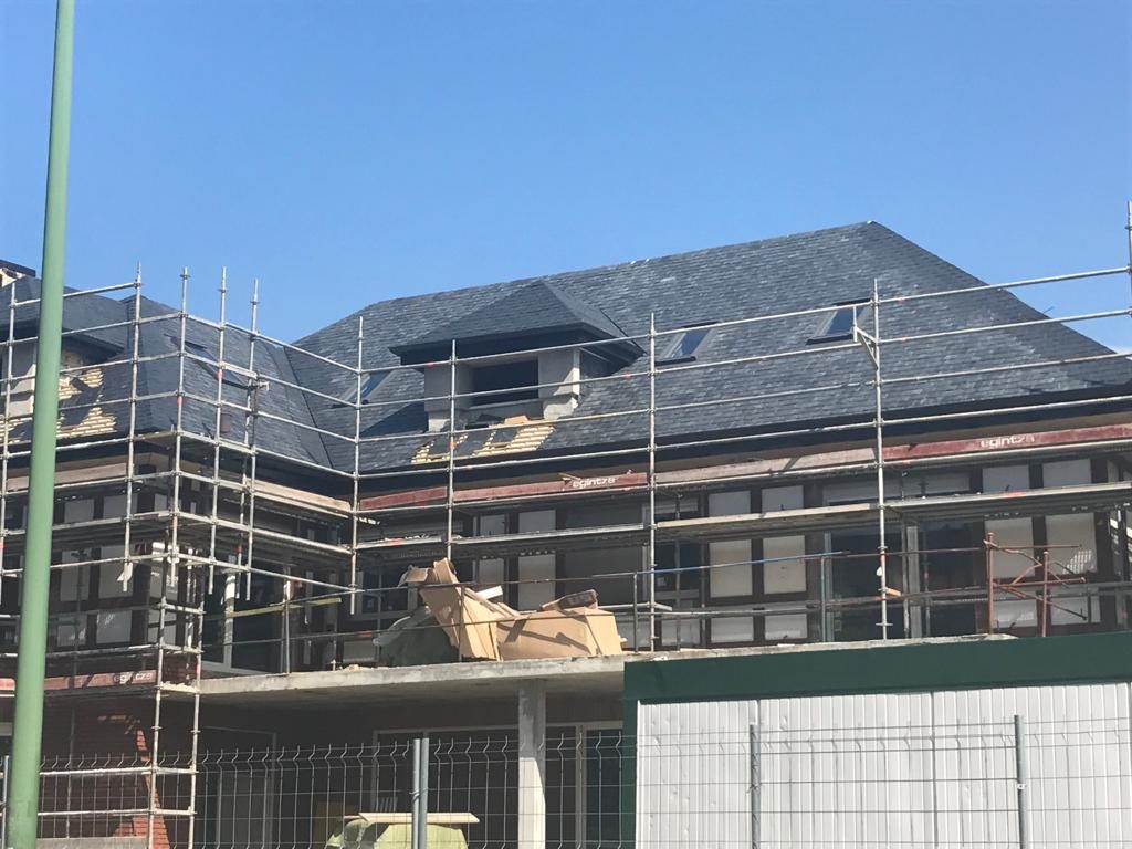 Cambio de chapa a tejado de pizarra en Cantabria